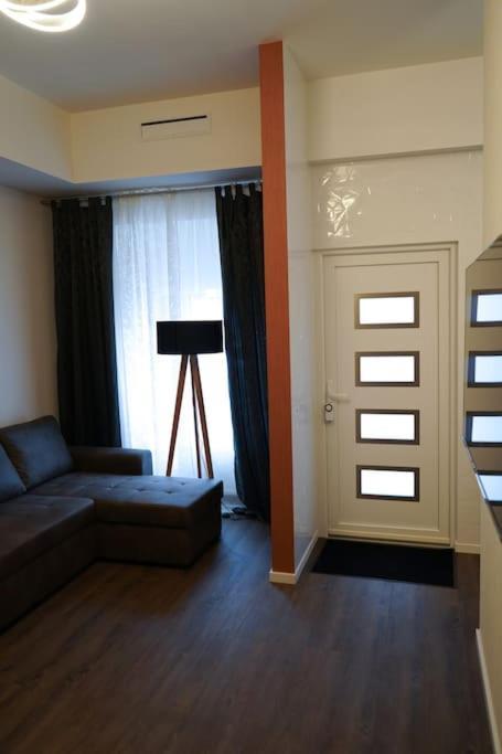 Appartement 2-zi. Am Ufer. Boxspringbetten. 2 Wc's. Berlijn