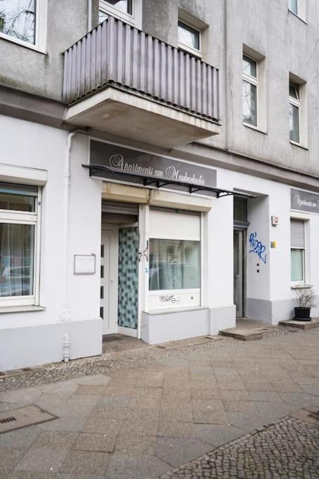 2-zi. Am Ufer. Boxspringbetten. 2 Wc's. Appartement Berlijn